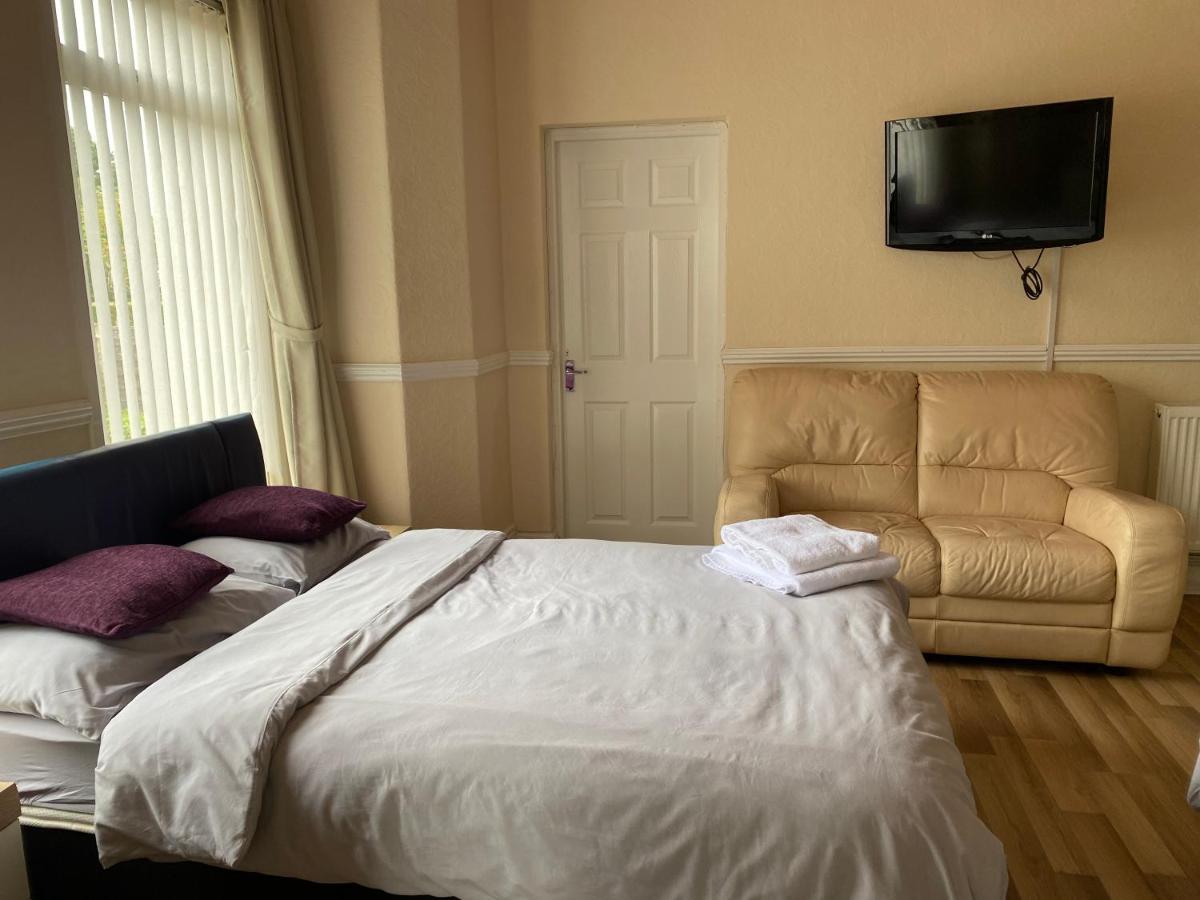 Park View Hotel And Guest House St Helens  Ngoại thất bức ảnh
