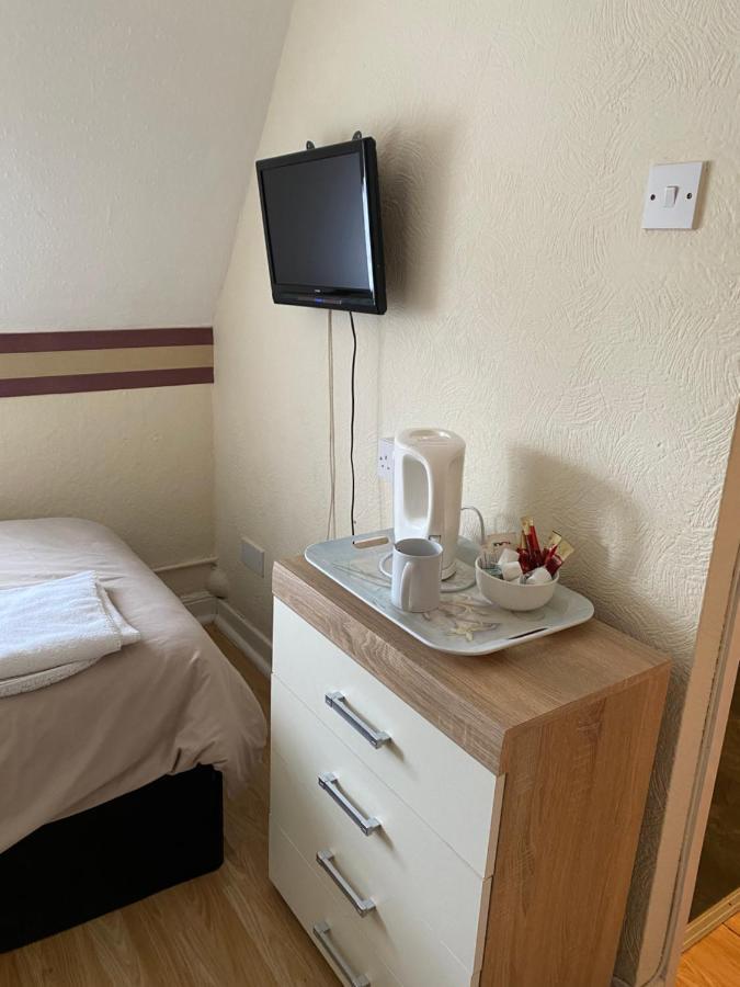 Park View Hotel And Guest House St Helens  Ngoại thất bức ảnh